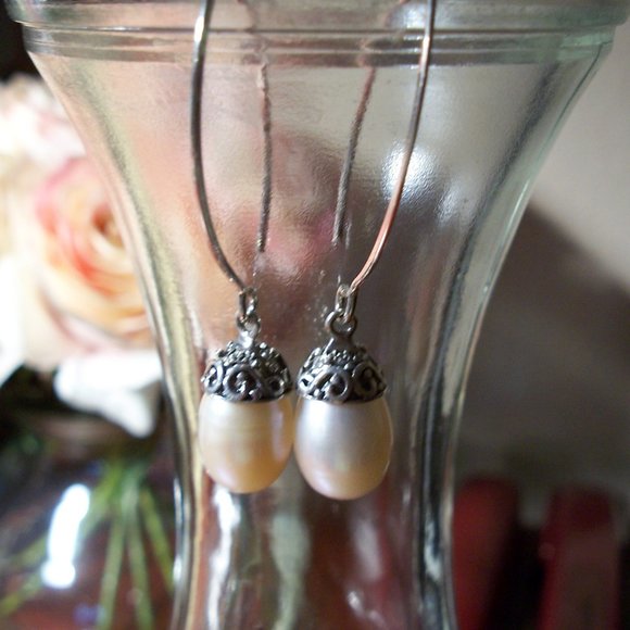 Pearl Dangle Earrings - Picture 2 of 7